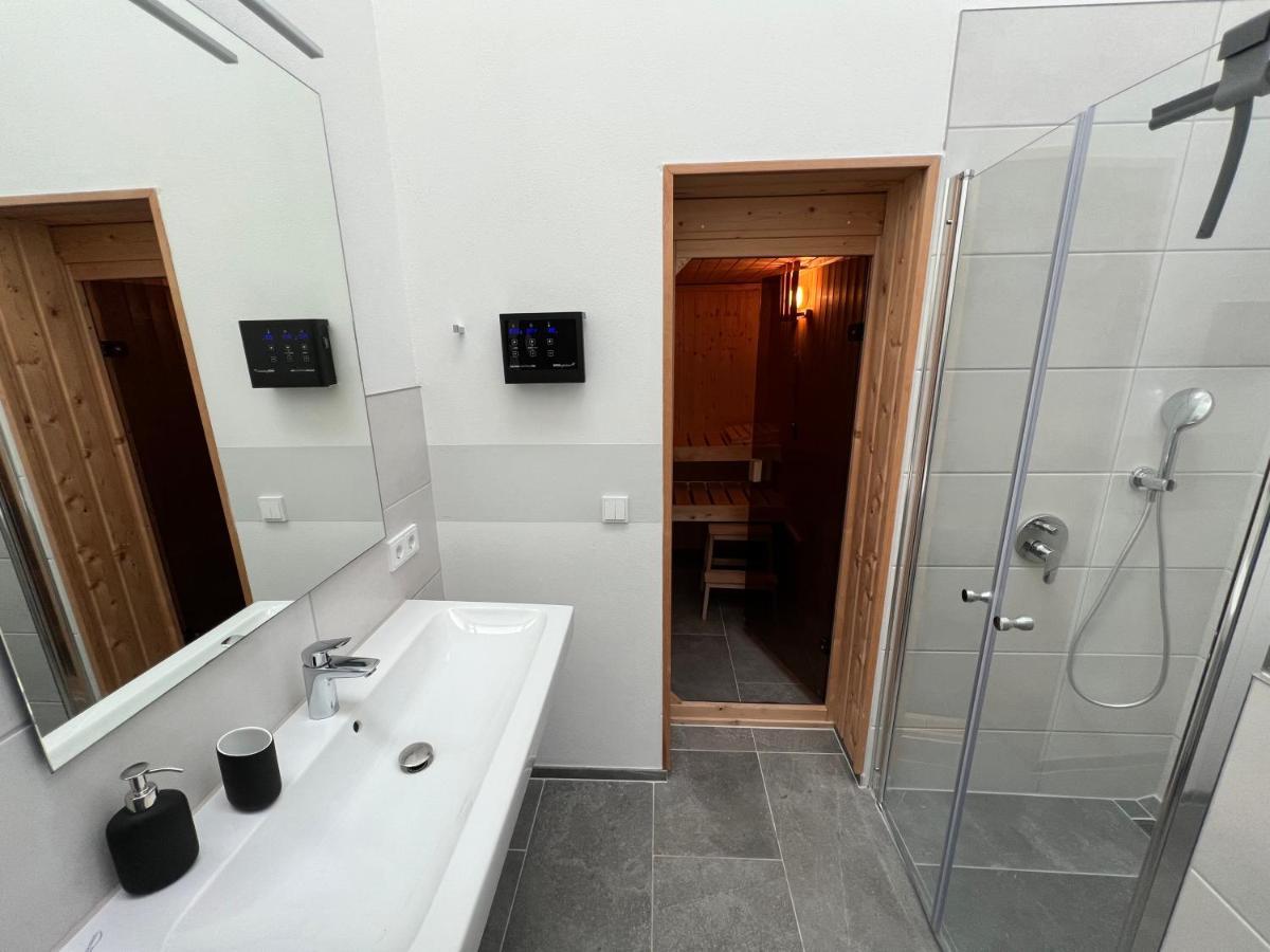 Ferienhaus Auszeit Mit Sauna Schwarz エクステリア 写真