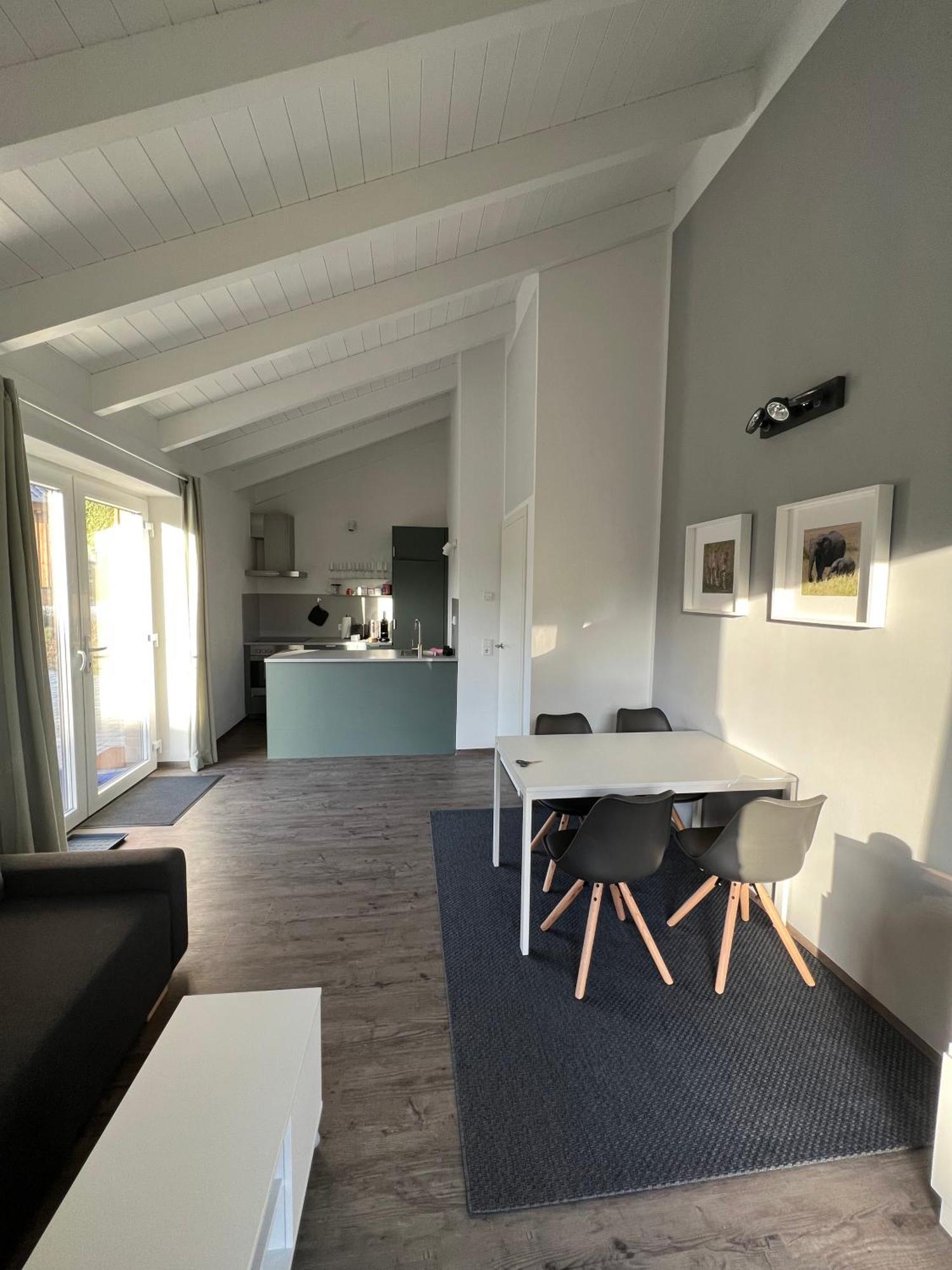 Ferienhaus Auszeit Mit Sauna Schwarz エクステリア 写真